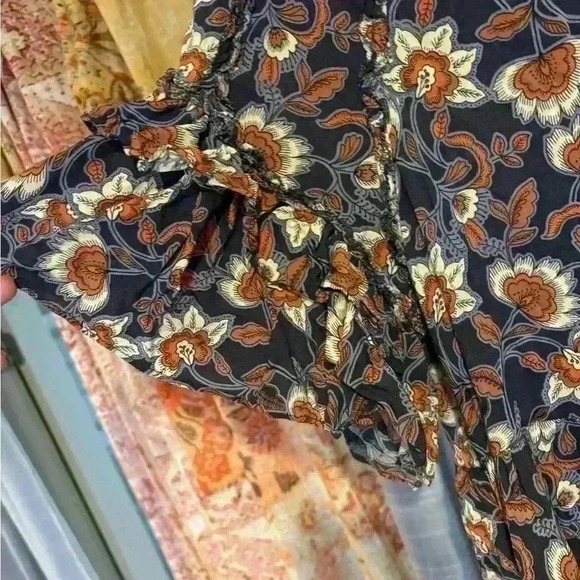 Olivacious size medium dress - Picture 6 of 6